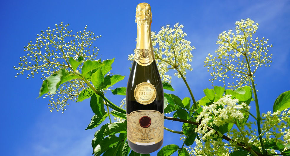 Delicate Elderflower Cocktail