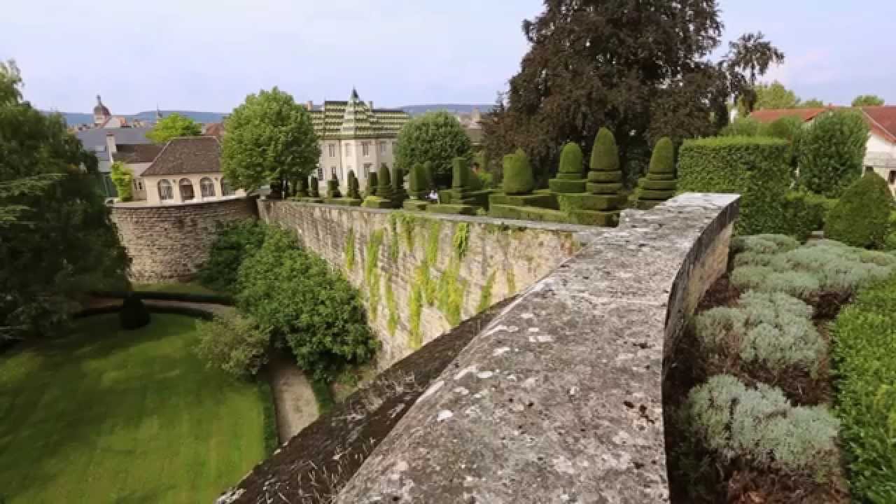 Discover The White Wines of Burgundy